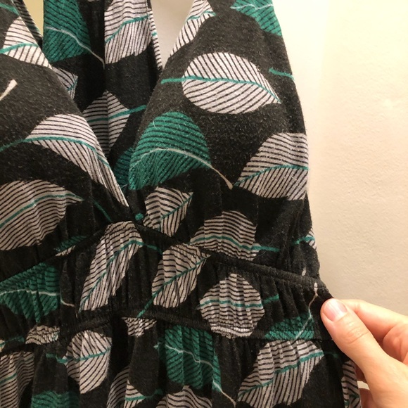 Leaf patterned sundress - Picture 5 of 5